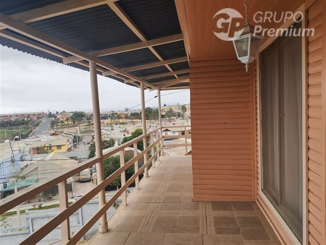 Casa en arriendo de 4 dorm. en Coquimbo