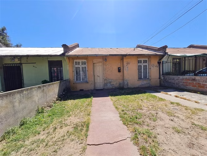 Casa en venta de 3 dorm. en San Bernardo
