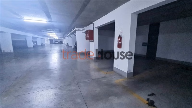 Estacionamiento en venta en Macul