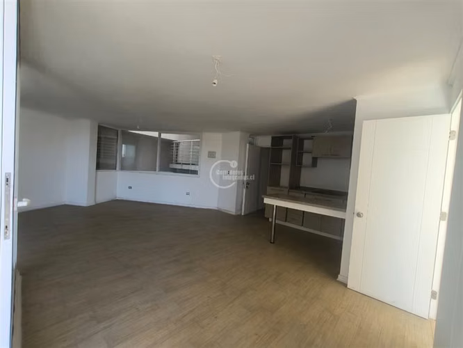 VENTA DEPARTAMENTO VALPARAÍSO CON VISTA BAHÍA