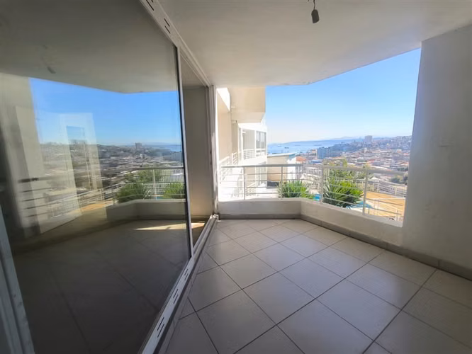 VENTA DEPARTAMENTO VALPARAÍSO CON VISTA BAHÍA