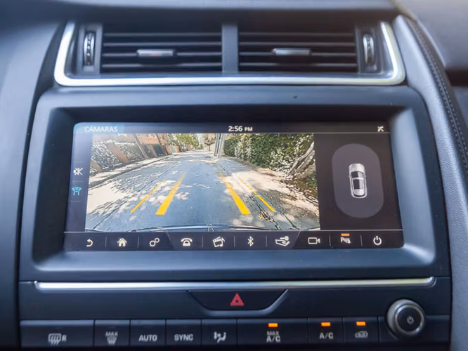 Jaguar E-Pace 2.0 2019