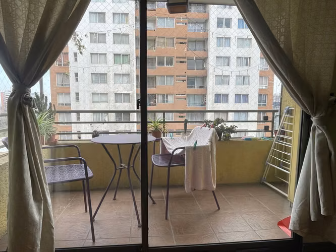 Se Vende Impecable Depto 2D-1B-1E a Tan Solo 5 minutos del Metro San Miguel