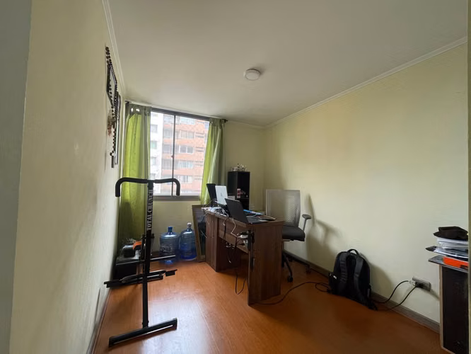 Se Vende Impecable Depto 2D-1B-1E a Tan Solo 5 minutos del Metro San Miguel