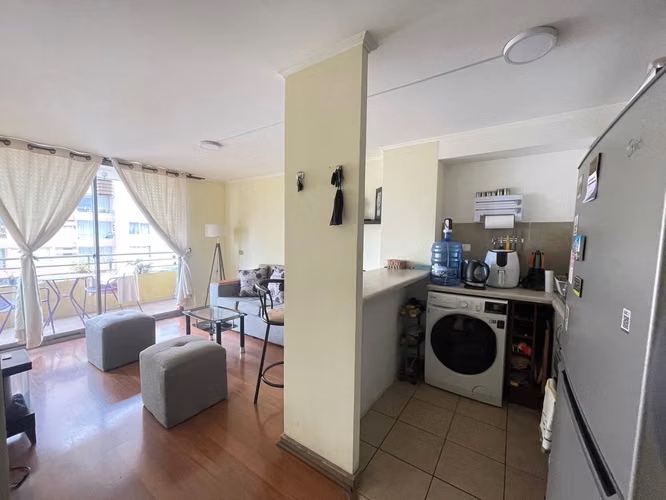 Se Vende Impecable Depto 2D-1B-1E a Tan Solo 5 minutos del Metro San Miguel