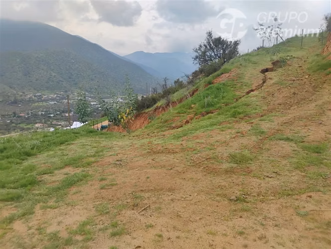 Parcela en venta 5000m2 + medidor agua y luz en Curacaví
