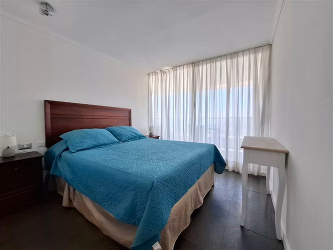 Departamento en venta de 2 dorm. 2 estacionamiento La Serena