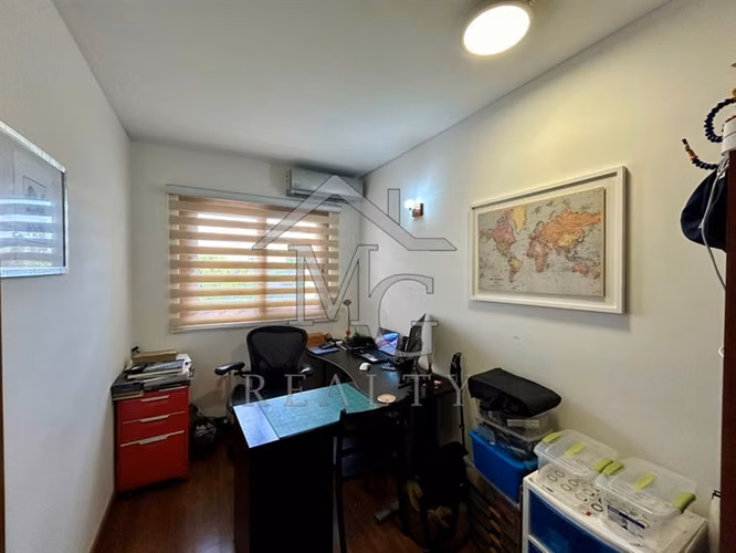 Casa en venta de 5 dorm. en piedra Roja Chicureo Colina