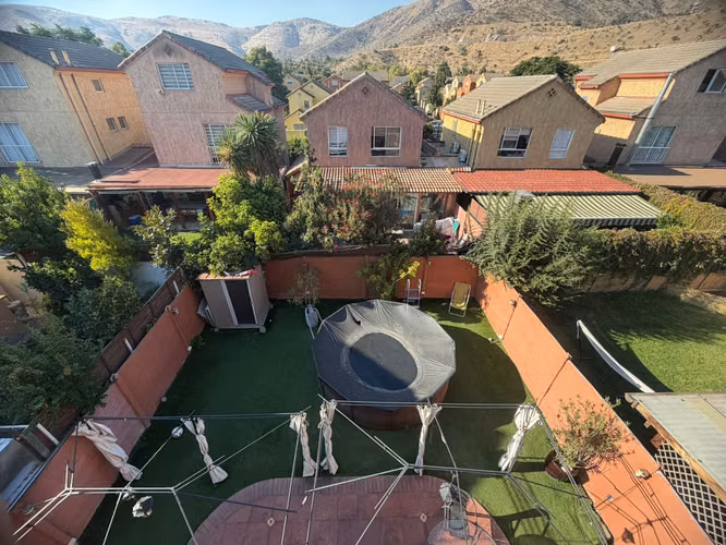 Casa con gran Terreno
