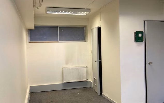 SE VENDE EXCELENTE OFICINA EN PLENO CENTRO DE TEMUCO GALERIA FOURCADE.