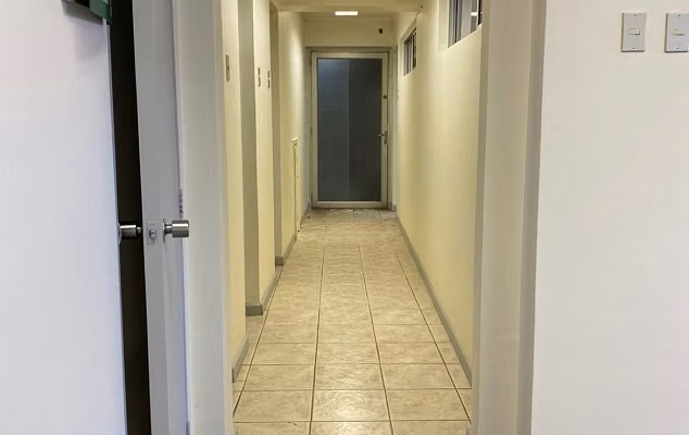SE VENDE EXCELENTE OFICINA EN PLENO CENTRO DE TEMUCO GALERIA FOURCADE.