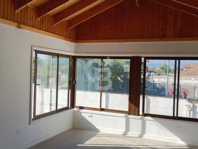 Casa de 338 m2, San Joaquín Sector Oriente, La Serena