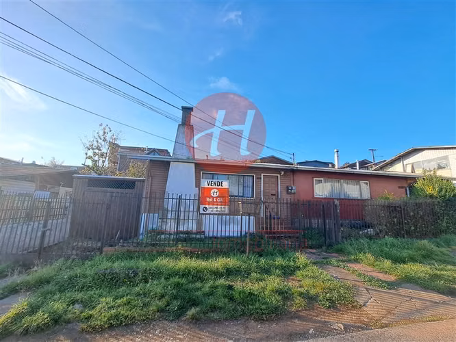 Casa en venta en Campos Deportivos, Temuco 4D, 200M
