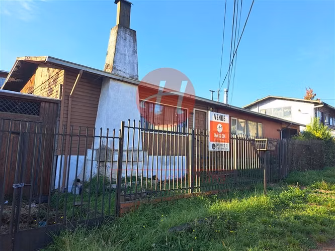 Casa en venta en Campos Deportivos, Temuco 4D, 200M