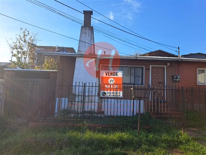 Casa en venta en Campos Deportivos, Temuco 4D, 200M