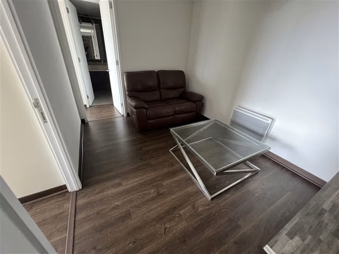 Arriendo departamento amoblado metro príncipe de Gales