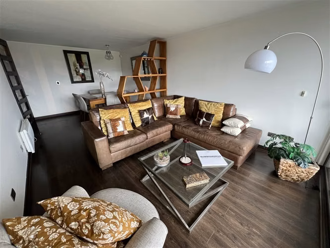 Arriendo departamento amoblado metro príncipe de Gales