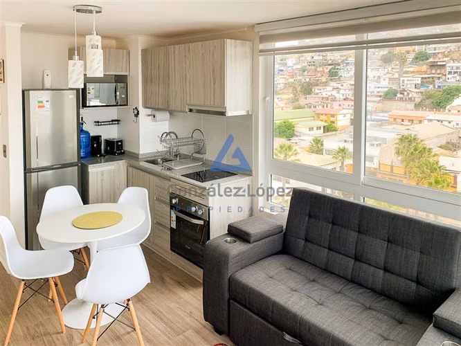 Arriendo Centro de Coquimbo: Depto Amoblado con Vista al mar