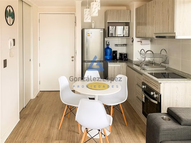Arriendo Centro de Coquimbo: Depto Amoblado con Vista al mar