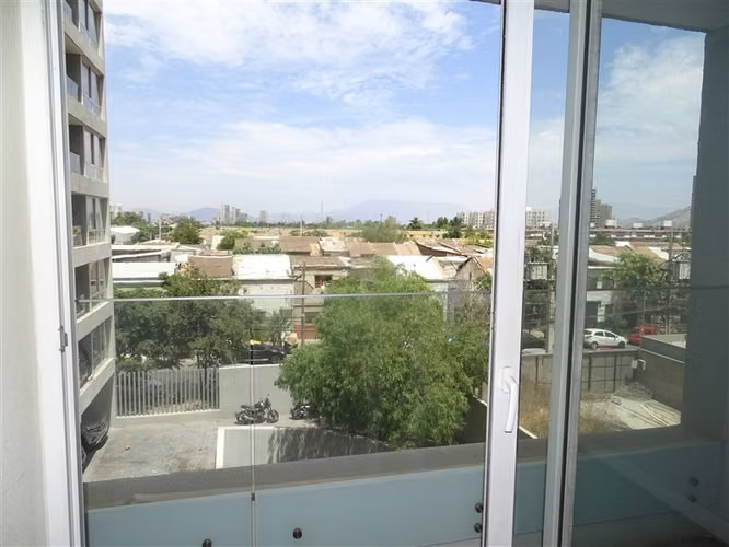 Departamento en arriendo de 2 dorm. en Independencia