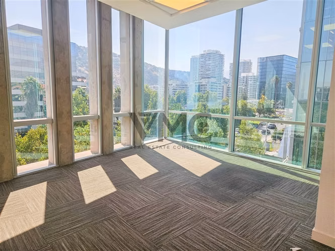 Oficina en arriendo en Las Condes / San Damian