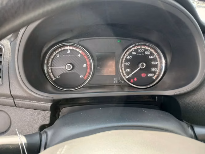 MITSUBISHI L200 2021