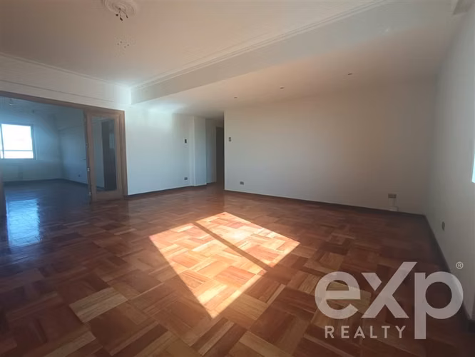 Amplio Departamento en Venta 187 M2