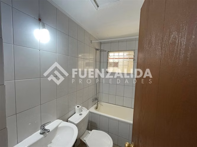 Casa en venta de 3 dorm. en Padre Hurtado