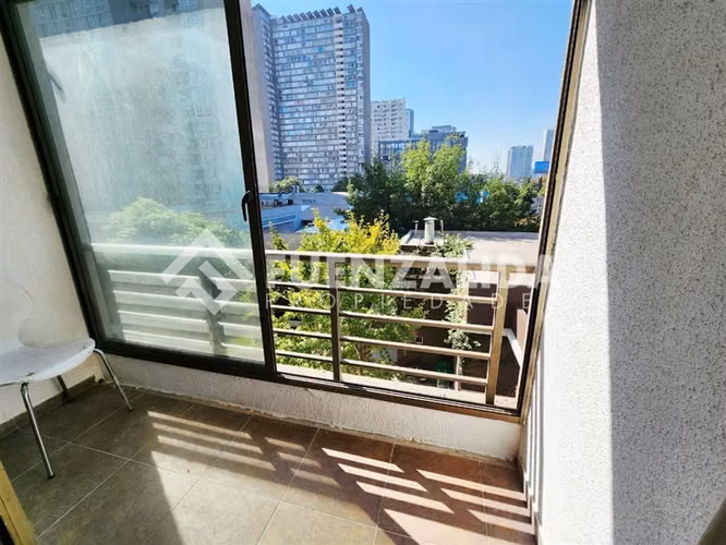 Venta departamento Estación Central 2D 1B Metro Ecuador