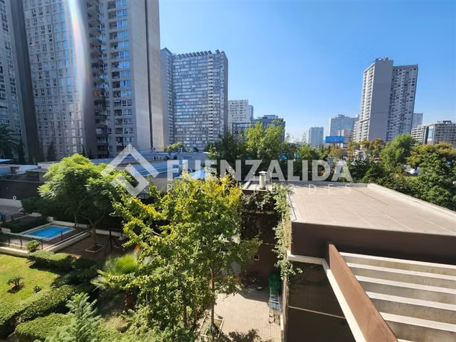 Venta departamento Estación Central 2D 1B Metro Ecuador