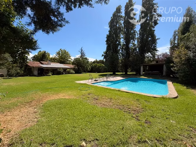 Parcela en venta de 5000 mts en Colina condominio Chicureo 2