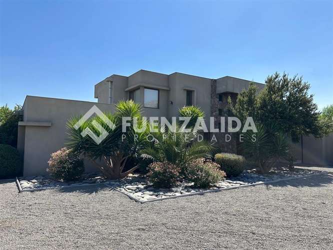 Casa en arriendo de 5 dorm. chicureo, Colina - Imagen 2