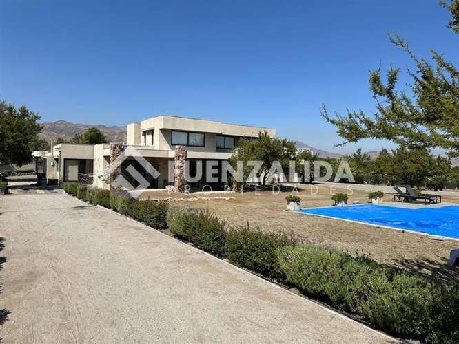 Casa en arriendo de 5 dorm. chicureo, Colina - Imagen 9