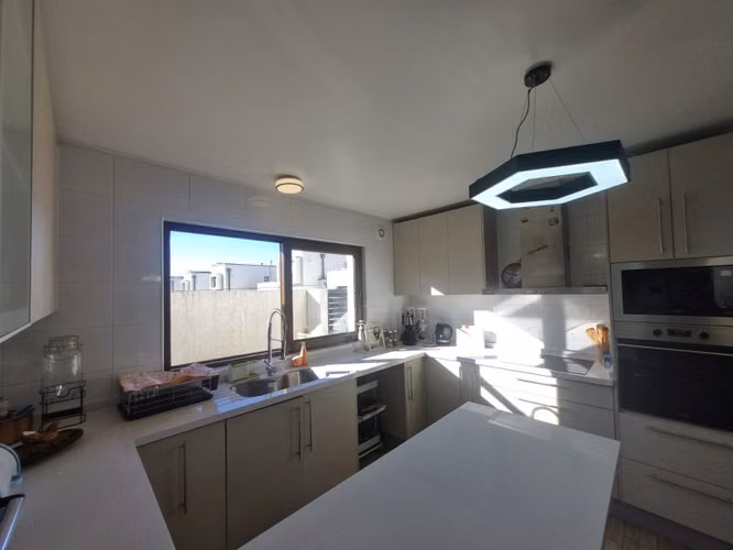 Arriendo casa en Condominio Cataluña (opción Amoblada)