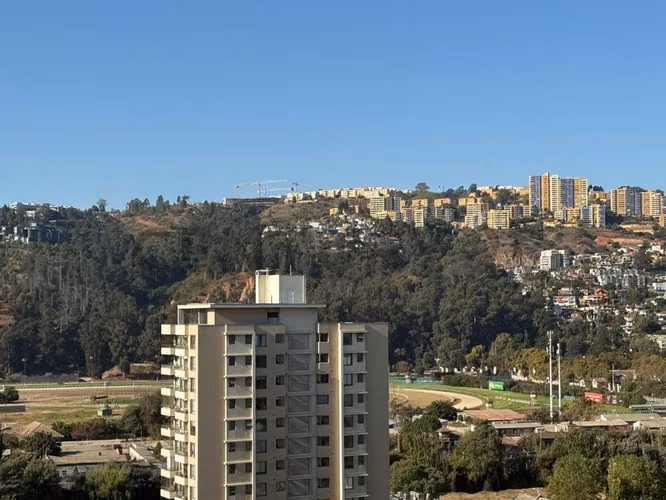 Venta céntrico departamento vista panorámica Viana
