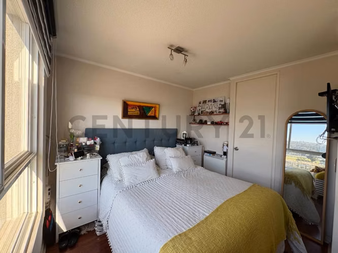 Venta céntrico departamento vista panorámica Viana