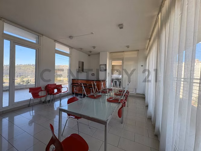 Venta céntrico departamento vista panorámica Viana