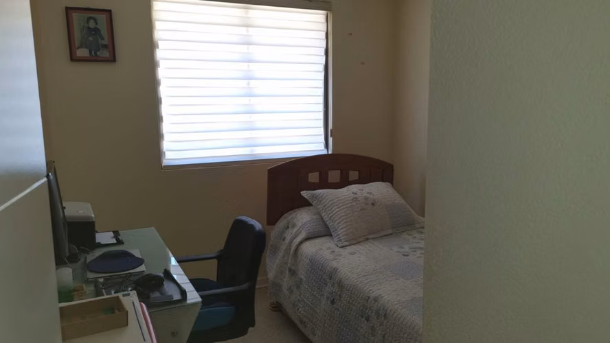 Casa amplia,luminosa sector Scuola Italiana, Tierra Viva s/muebles