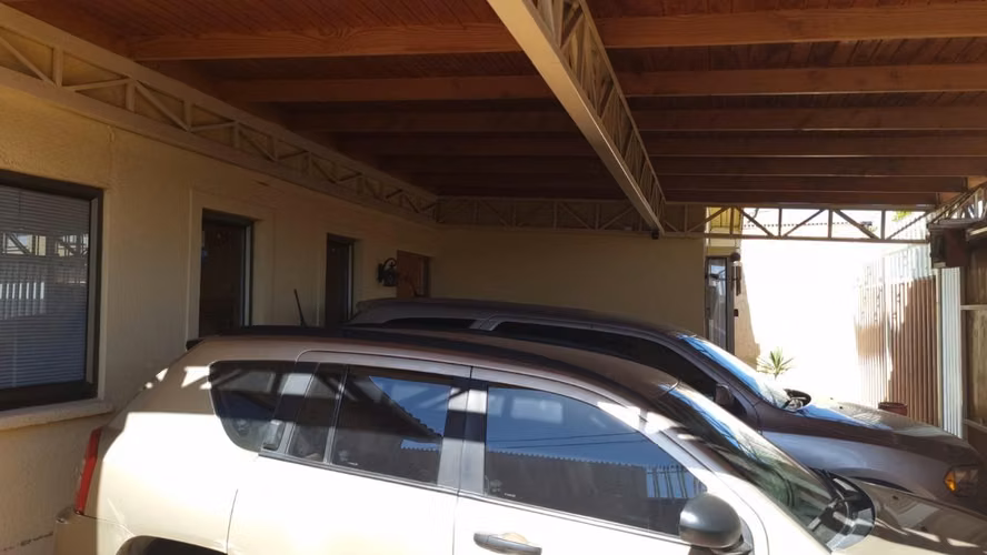 Casa amplia,luminosa sector Scuola Italiana, Tierra Viva s/muebles
