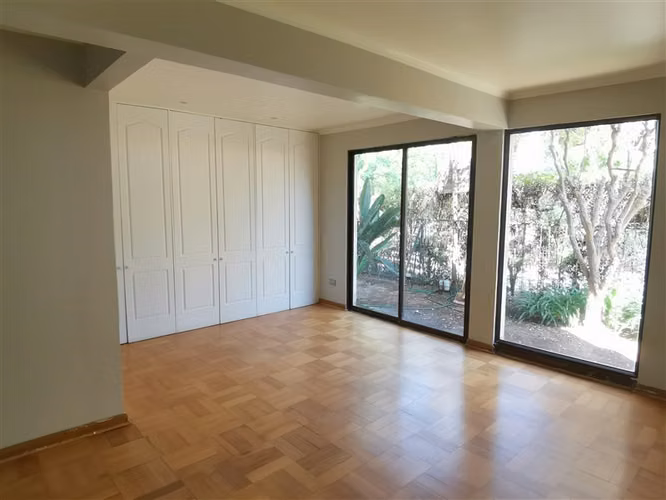 Casa en venta de 5 dorm. en La Reina