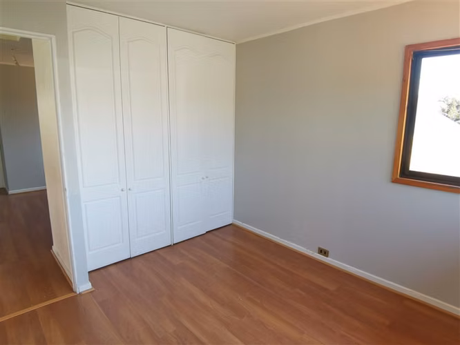 Casa en venta de 5 dorm. en La Reina