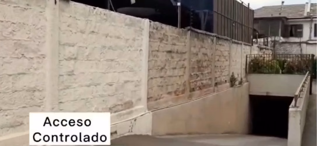 Vendo Dos Estacionamientos subterráneos, Ñuñoa