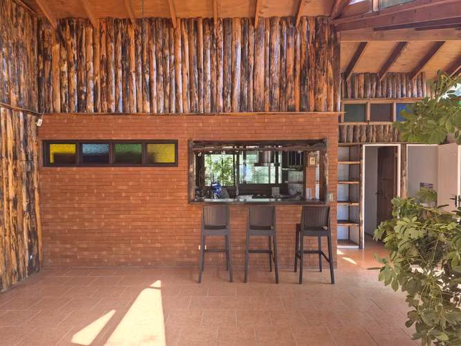 Parcela en arriendo Curacaví 3 dormitorios con piscina y quincho