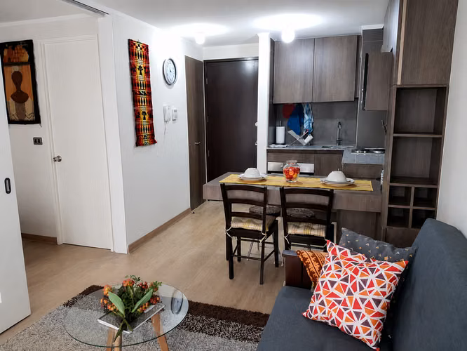 PRECIO REBAJADO: VENDO DEPTO AMOBLADO EN EXCELENTE UBICACIÓN SANTIAGO CENTRO