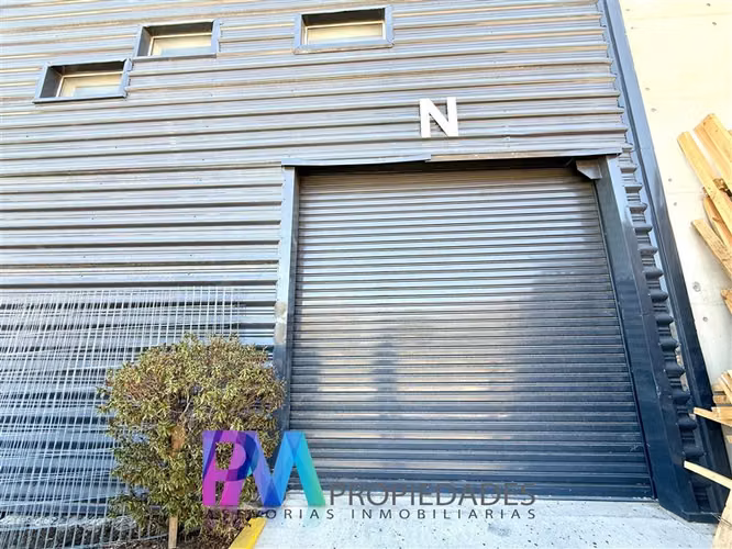 CENTRO LOGISTICO Y ALMACENAJE DE MENOR EMBERGADURA RUTA 68