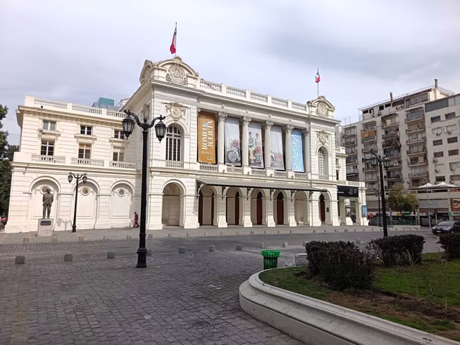 GRAN UBICACION / PASOS TEATRO MUNICIPAL (157618) - Imagen 14