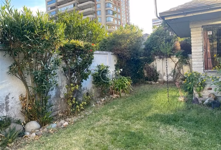 Casa en venta de 3 dorm. en Las Condes