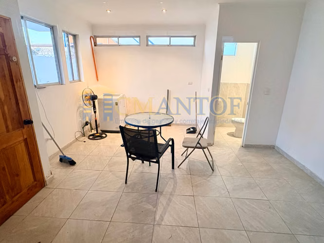 Arriendo Casa/hostal amoblada con 8 Dormitorios c/u con Baño Privado + Sala Estar, Mejillones