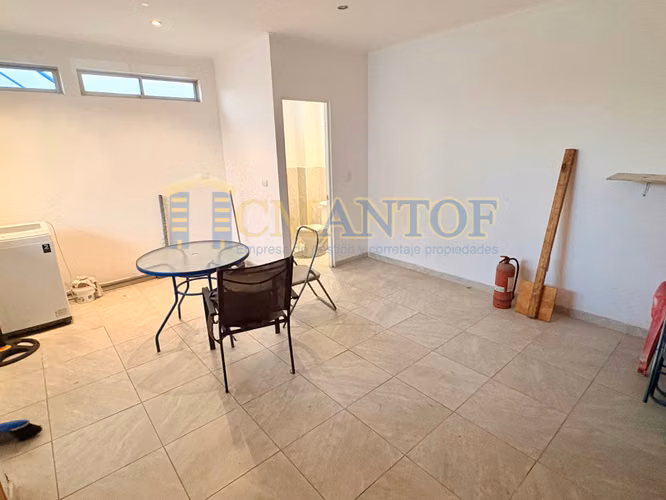 Arriendo Casa/hostal amoblada con 8 Dormitorios c/u con Baño Privado + Sala Estar, Mejillones