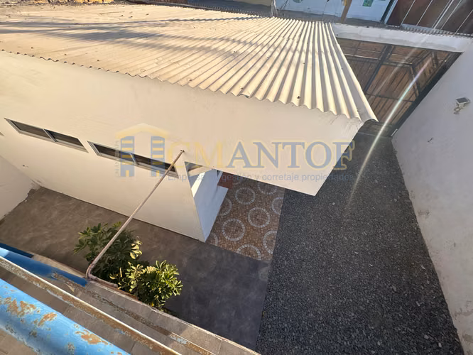 Arriendo Casa/hostal amoblada con 8 Dormitorios c/u con Baño Privado + Sala Estar, Mejillones